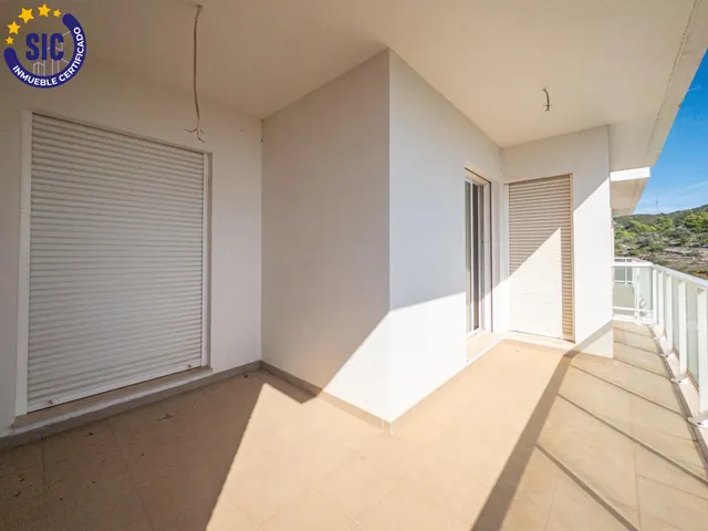 Apartamento de dos dormitorios con vistas al mar — 12