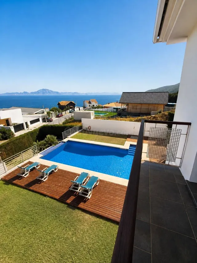 Magnífica villa unifamiliar en el faro con vistas a africa — 18