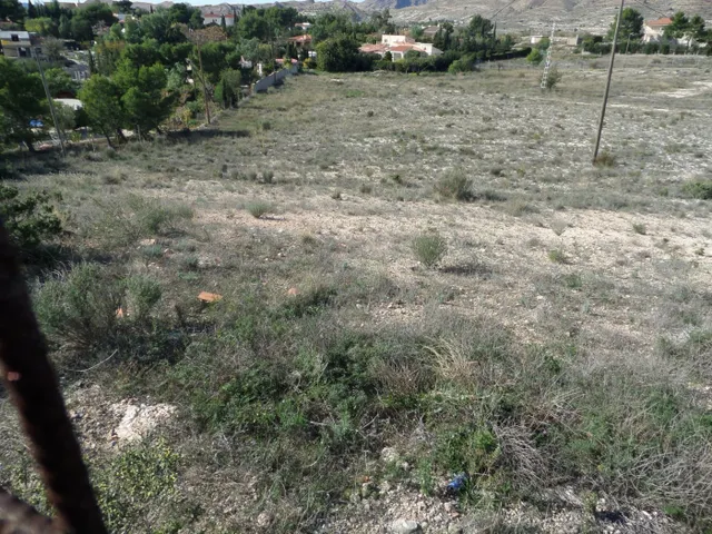 OPORTUNIDAD SOLAR URBANO IDONEO PARA construcción DE CHALETS MUY PROXIMO A ALICANTE — 11