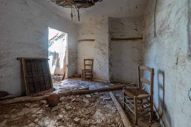 Casa para reformar en el centro de la Zubia — 8
