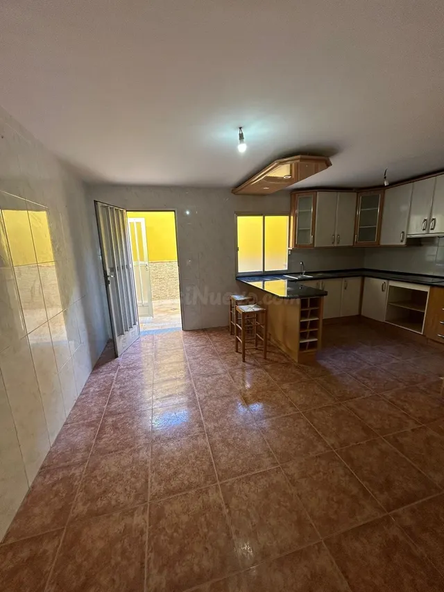 Acogedora Casa en el Corazón de Santa María del Águila por s - foto 3