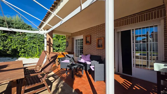 Cómodo chalet en venta en Eurovillas — 10