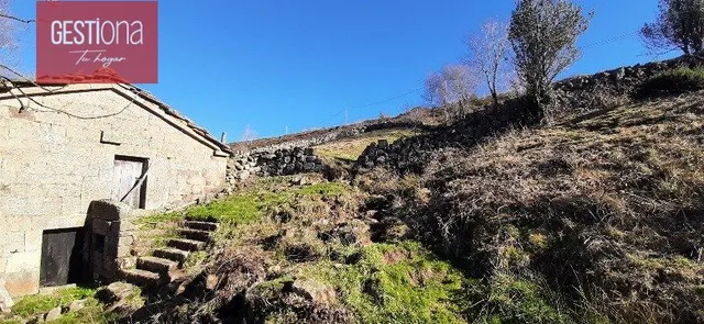 CABAÑA EN SAN PEDRO DEL ROMERAL. — 26