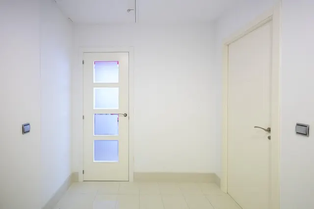 Oficina en venta en Avenida de la Albufera 323, Madrid — 17