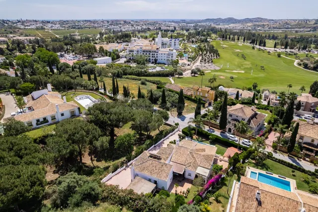 Chalet 4 habitaciones 380m² en venta - Riviera del sol - foto 5