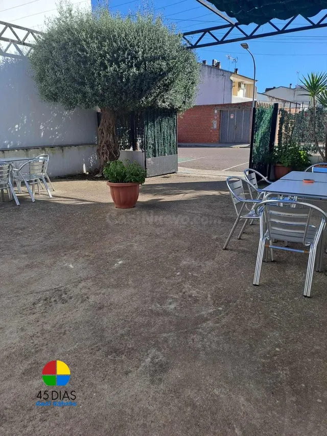 casa en venta con garaje privado en Montijo Badajoz - foto 3