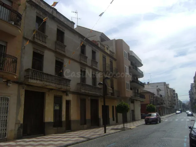 CASA EN VENTA EN CALLE ARBRES - foto 2