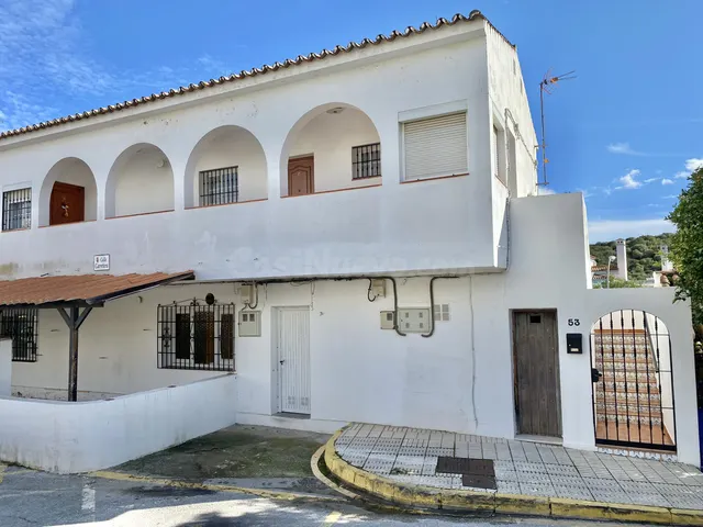 Piso 8 habitaciones 300m² en venta - Guadiaro — 3