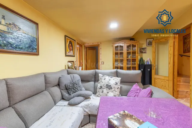 Vivienda unifamiliar adosada junto a polideportivo de Gójar - foto 5