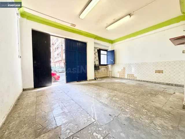 Planta baja con entrada independiente para acondicionar en z - foto 5