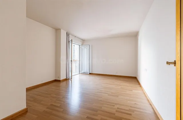 Vivienda de 3 dormitorios con terraza en calle del Pilar, centro de Murcia. — 3