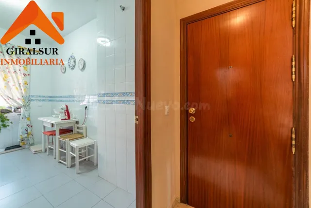 Piso en venta de renta libre en Sevilla — 2