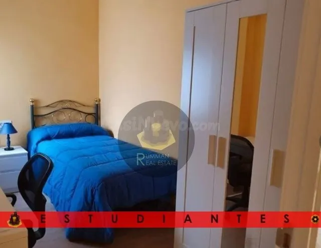 EST/ Piso amueblado para ESTUDIANTES con TRES dormitorios en - foto 3