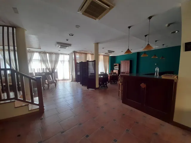 PRECIOSO EDIFICIO  A LA VENTA EN SIMANCAS (VALLADOLID) — 7