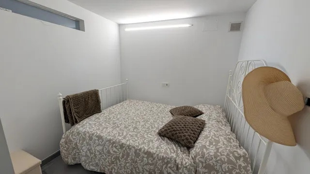 Loft en venta en Calle de la Creu Roja, 1 con 3 dormitorios. — 18
