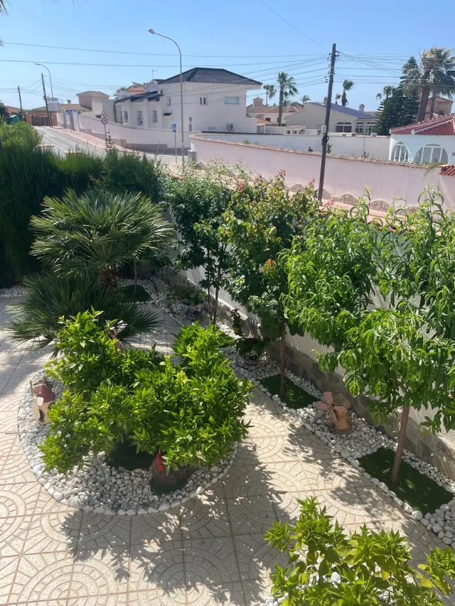 GRAN CHALET EN CIUDAD QUESADA: 3 HAB, 3 BAÑOS — 2