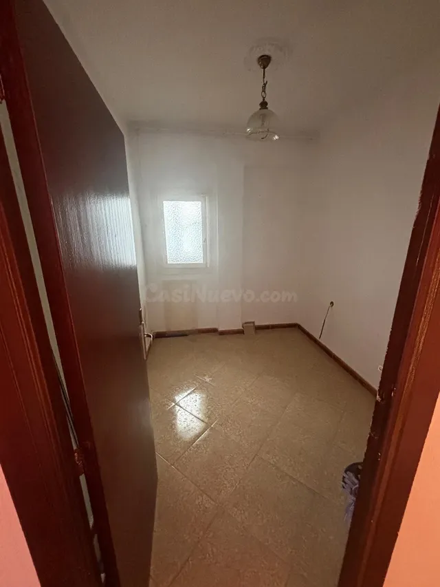 Se vende piso en Los Ángeles - foto 5