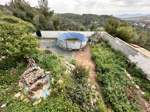 Se vende casa en la bisbal del penedes, zona priorat bisbal — 40