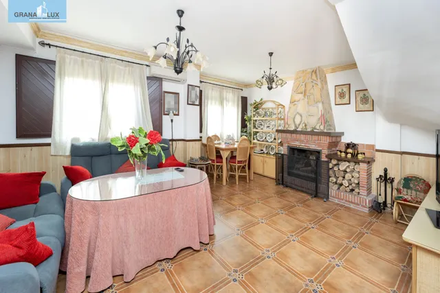 VIVIENDA PAREADA EN MONTELUZ — 23