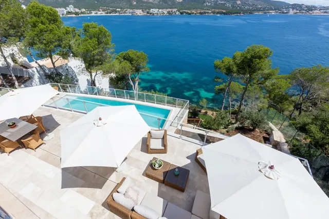 Impresionante villa de estilo mediterraneo con acceso directo al mar en Torrenova — 3