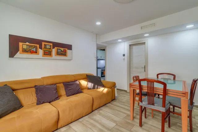 Espectacular piso, muy luminoso y listo para entrar a vivir en Prat de Llobregat!! — 14