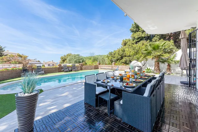 Chalet 4 habitaciones 217m² en venta - Centro — 24