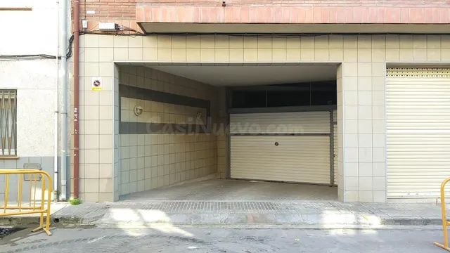 Alquiler ESPACIO PARA MOTO situado en C. Alfou 86 Cardedeu