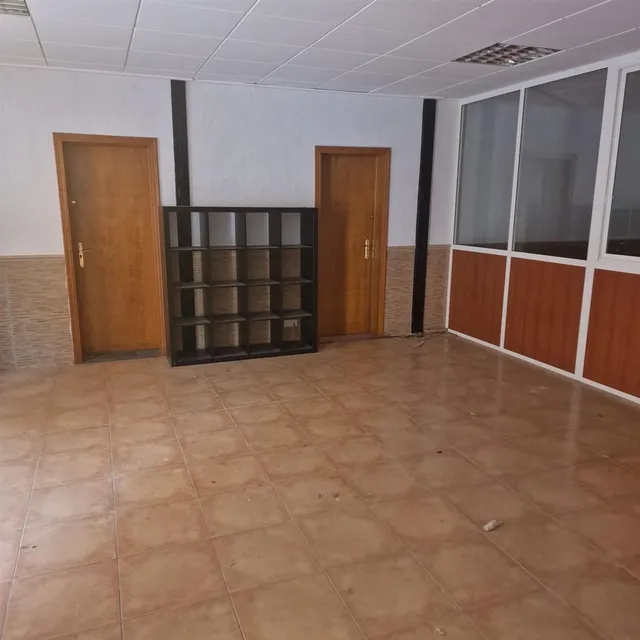 LOCAL COMERCIAL FRENTE A COLEGIO SANTO DOMINGO - ORIHUELA - — 10