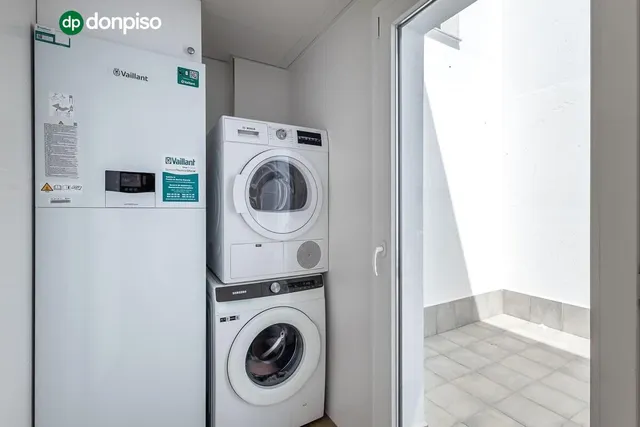 Vivienda de lujo en Urbanización SERRALLO HILLS. — 20