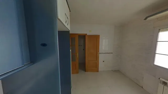 Amplio y Moderno Piso en el Corazón de Armilla — 12