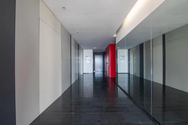 vivienda con piscina, plaza de garaje, terraza, 3 habitaciones y 2 baños — 10
