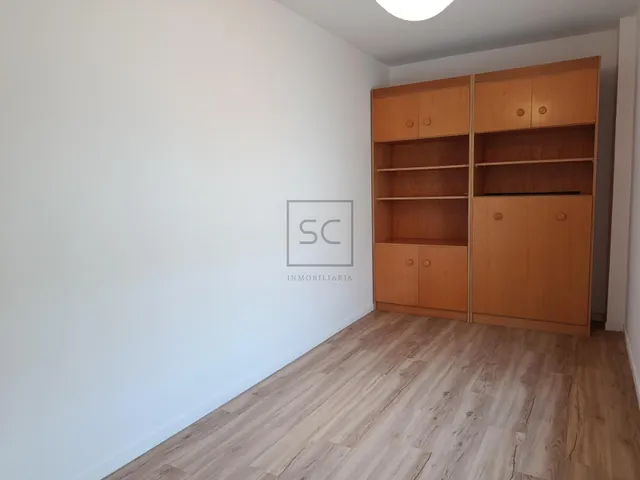 Piso con plaza de garaje en Santa Cecilia, Narón — 18