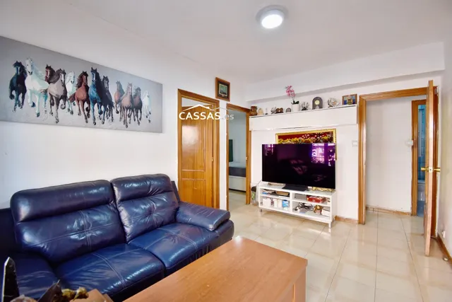 ZONA CENTRO- Junto Plaza Mayor. 3 habitaciones con terraza. 1º planta sin ascensor. — 13