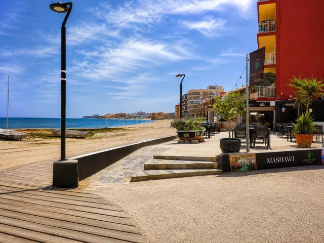 APARTAMENTO A 1OO METROS DE LA PLAYA