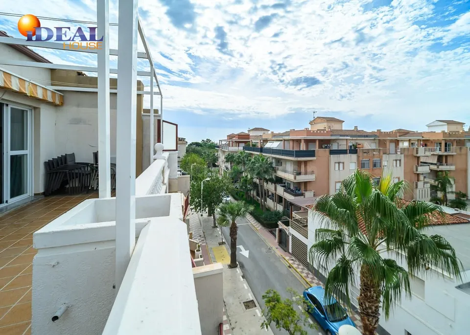 Estupendo piso en venta ubicado en Castell de Ferro