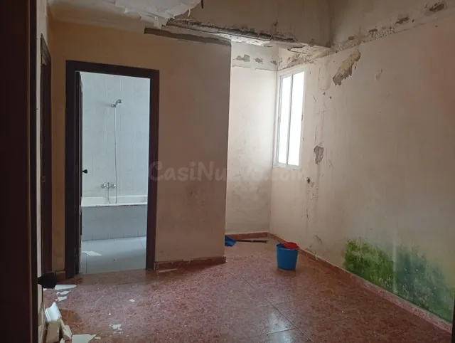 Casa en venta en Algeciras – Amplia vivienda ideal para fami - foto 3