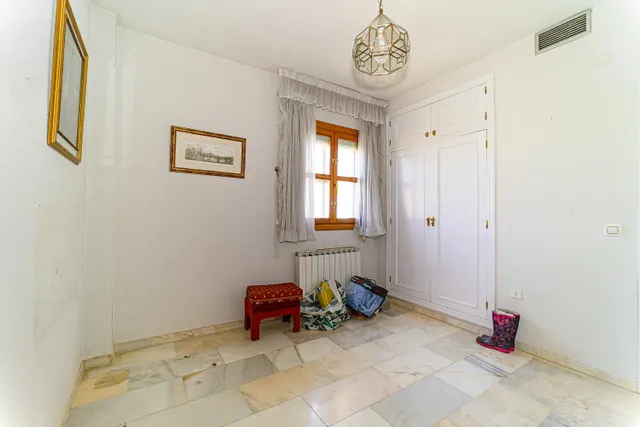 ¡Tu Oasis Privado de Lujo en Cortijo del Aire: Piscina, Espacio y Exclusividad en Albolote! — 38