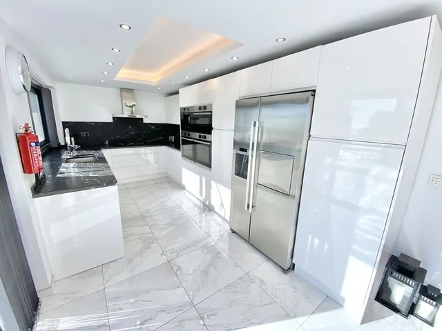 Chalet 6 habitaciones 286m² en venta - Centro — 8