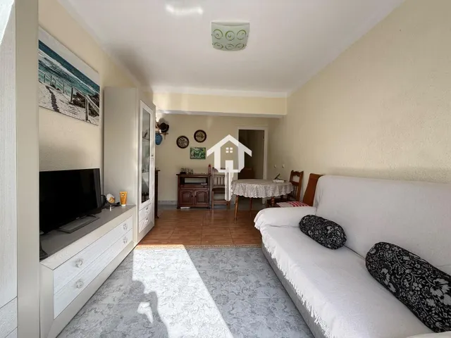PISO EN VENTA EN ALICANTE. 66m2, 3 habitaciones, 1 BAÑO, CUARTA PLANTA SIN ASCENSOR. ZONA DE ALTOZANO — 17