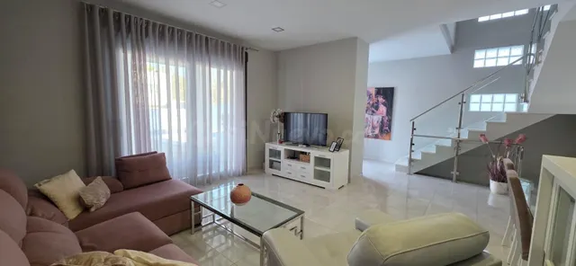 Espectacular chalet moderno de reciente construcción con pis - foto 4