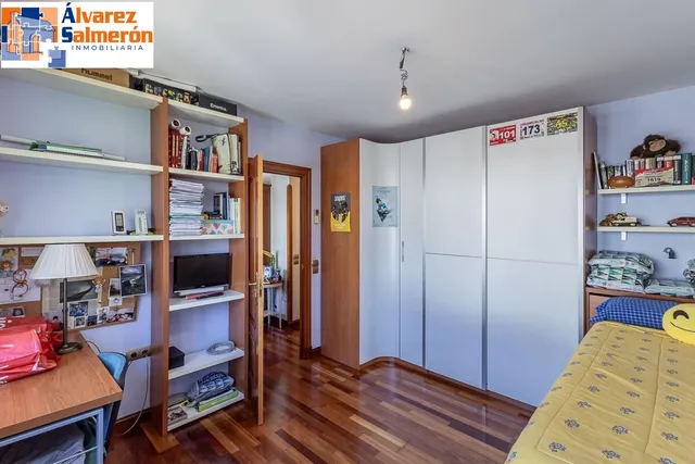 Chalet Exclusivo en Camino Bajo de Huétor — 18