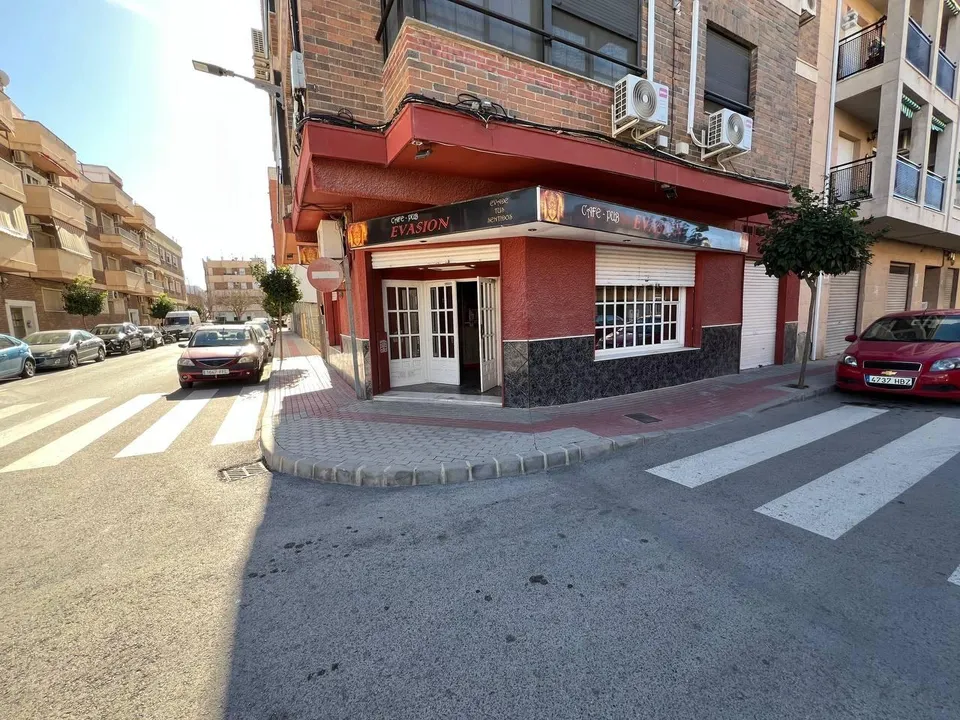 Local / comercial en Dolores
