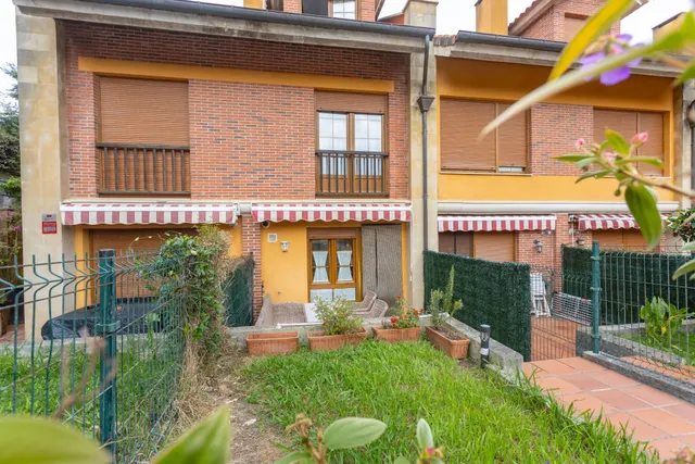 Exclusiva residencia con vistas  al mar — 17