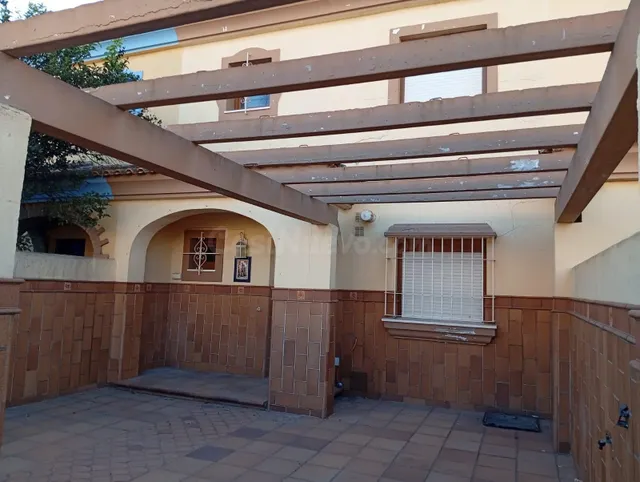 CHALET ADOSADO EN VENTA – ALGECIRAS VENTA FLASH — 3
