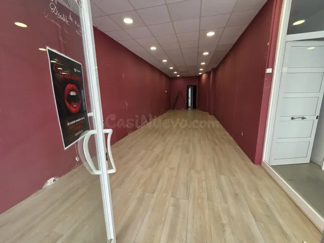SANT CELONI (ZONA PEATONAL CENTRO): MAGNÍFICO LOCAL DIÁFANO  - foto 3