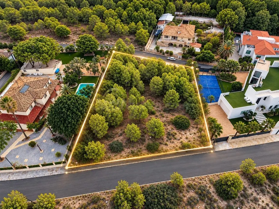 ✨ TERRENO URBANO EN VENTA EN BENIDORM CON VISTAS AL MAR✨