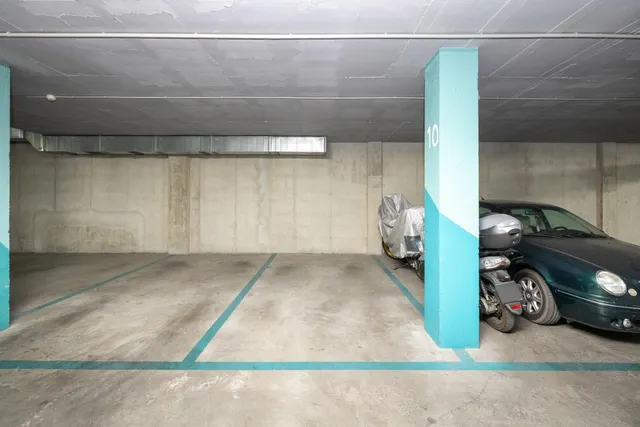 MARAVILLOSO PISO DE DOS DORMITORIOS Y GARAJE EN EL PTS — 40
