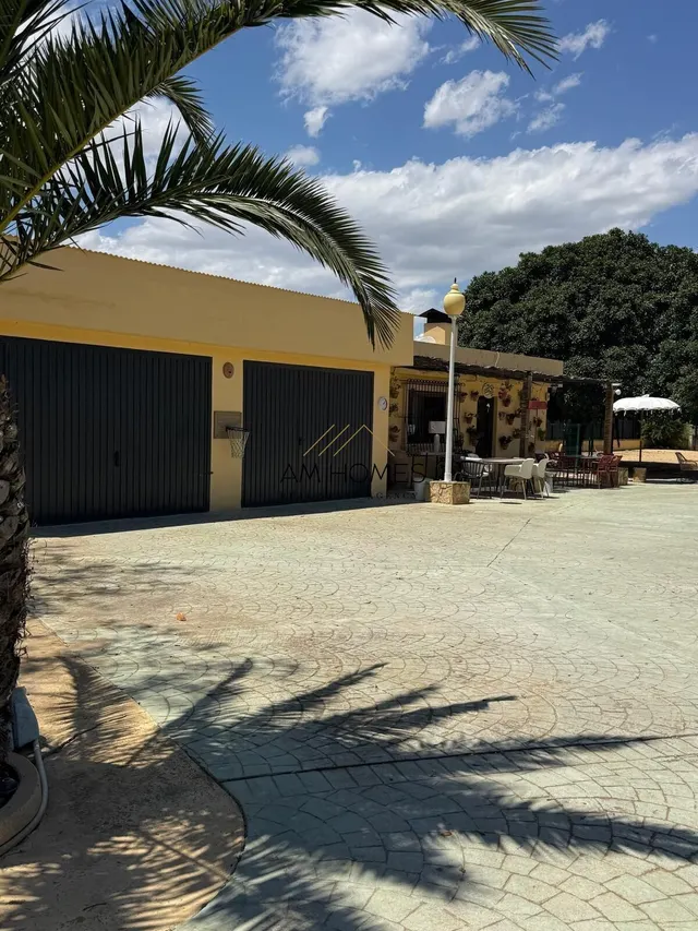 ESPECTACULAR CHALET INDEPENDIENTE CON 10.000 M2 DE PARCELA, PISCINA Y CASA DE INVITADOS — 20