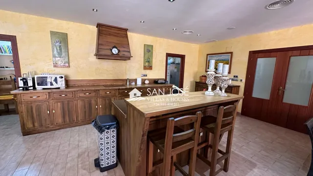 VENTA DE ESPECTACULAR CHALET DE LUJO EN ASPE, ZONA CARRETERA DE HONDON — 17