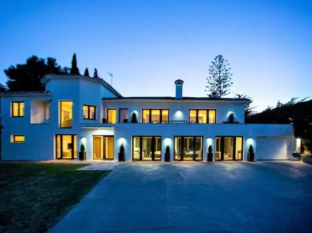 Chalet 7 habitaciones 550m² en venta - Marbella — 30
